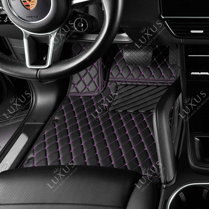 Tapis de Sol 3D Sur Mesure Premium Luxus – Motif Losange Noir avec Surpiqûres Mauves
