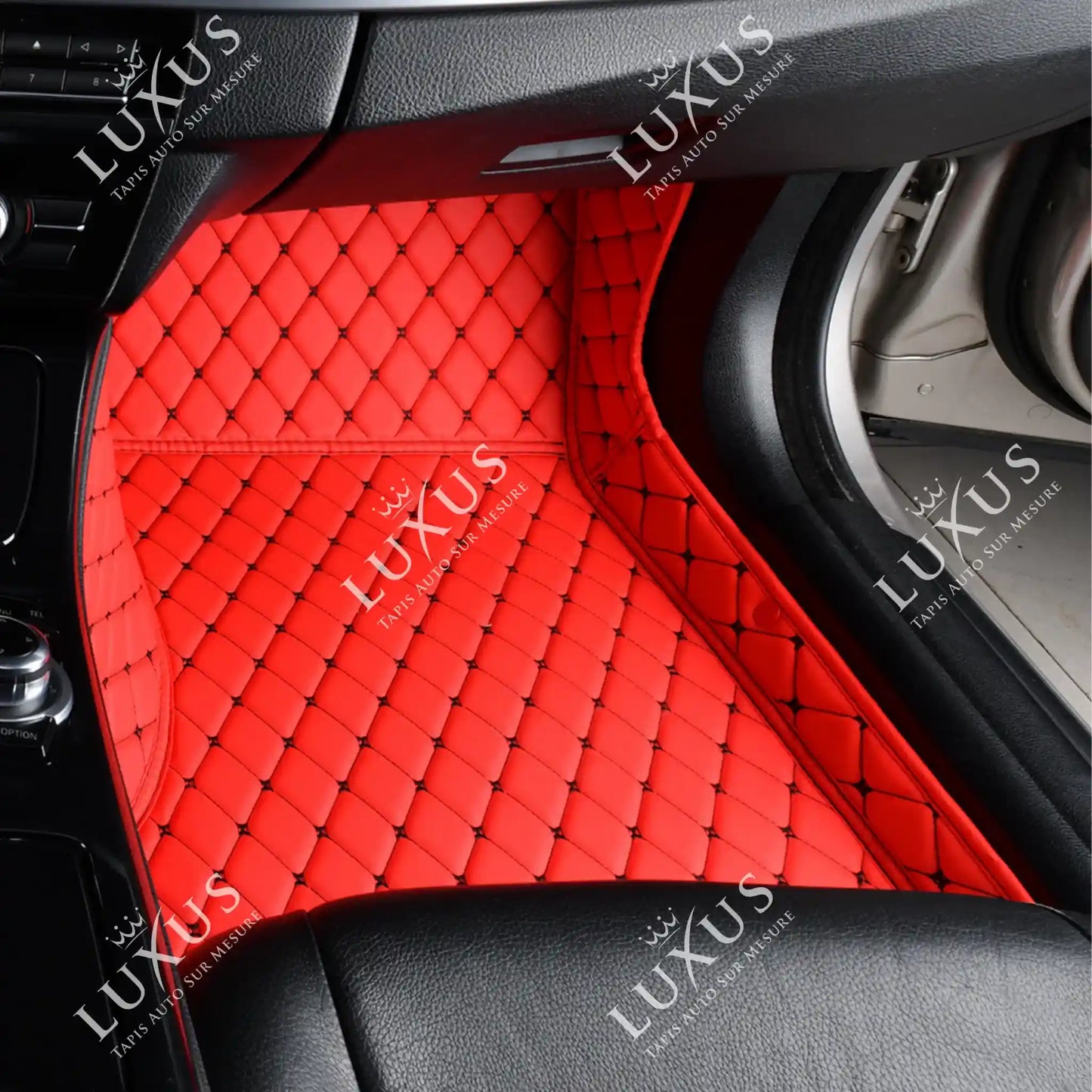 Tapis de Sol 3D sur Mesure Premium Luxus – Motif Losange Rouge Ferrari avec Surpiqûres Noires