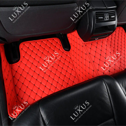 Tapis de Sol 3D sur Mesure Premium Luxus – Motif Losange Rouge Ferrari avec Surpiqûres Noires