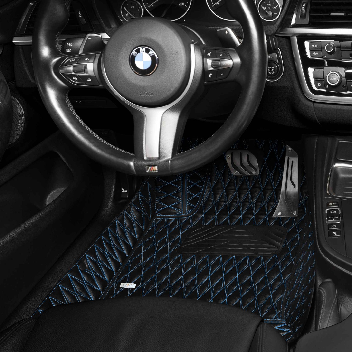 Tapis de Sol 3D sur Mesure Premium Luxus – Motif Double Losange Noir avec Surpiqûres Bleues