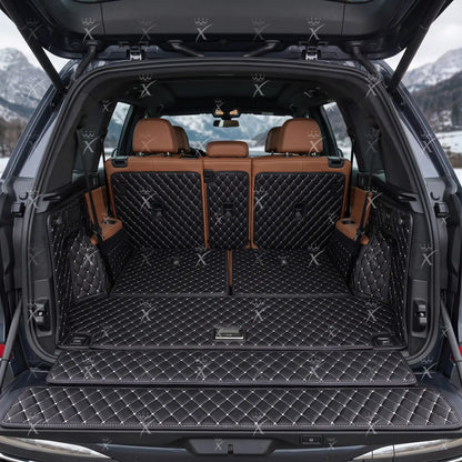 Tapis de Coffre 3D Intégral sur Mesure Premium Luxus – Motif Losange Noir avec Surpiqûres Blanches