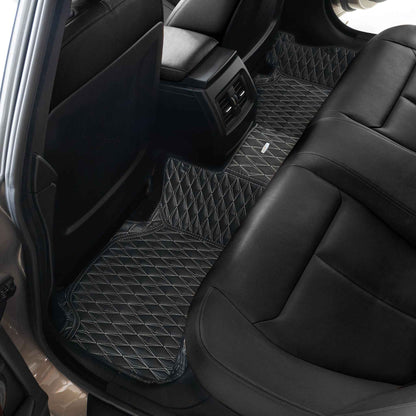 Tapis de Sol 3D sur Mesure Premium Luxus – Motif Double Losange Noir avec Surpiqûres Blanches