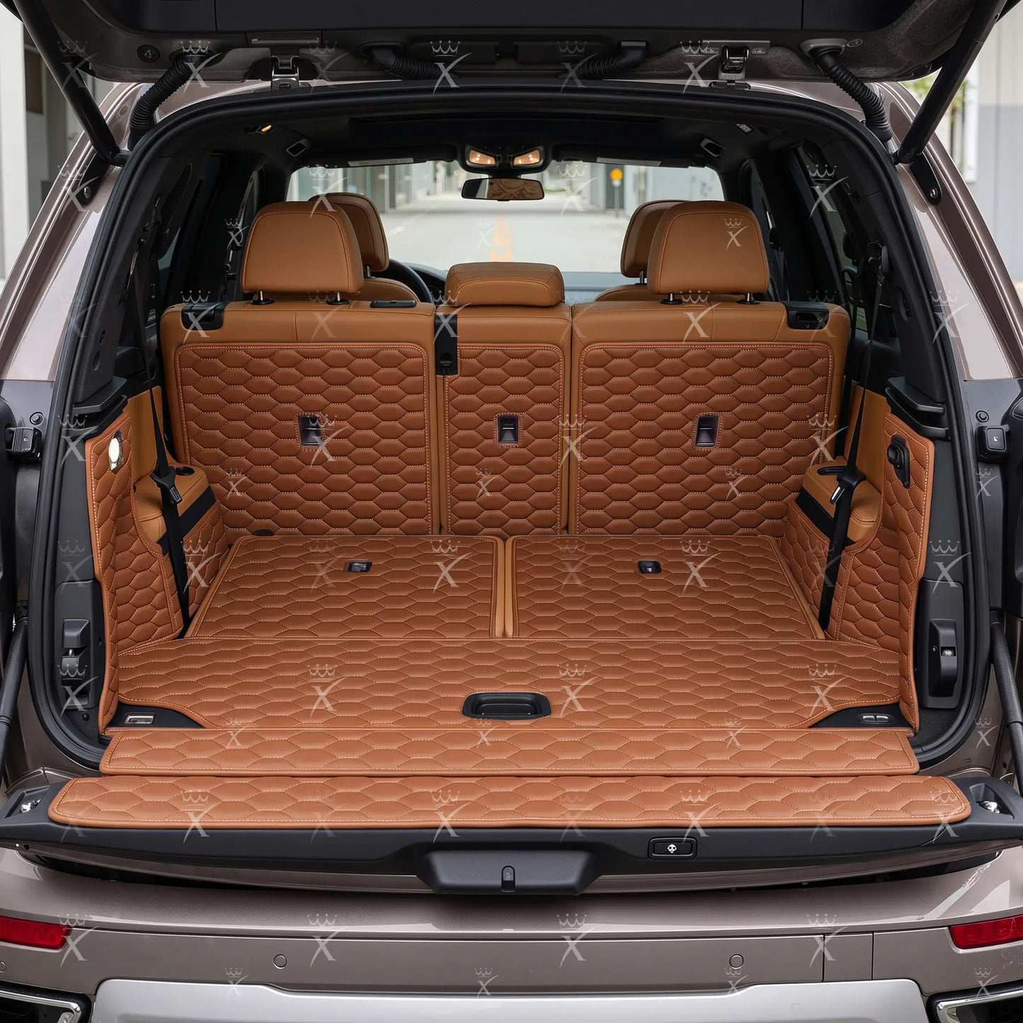 Tapis de Coffre 3D Intégral sur Mesure Premium Luxus – Motif Nid d’Abeille Marron Caramel
