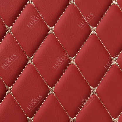 Tapis de Coffre sur Mesure Premium Luxus – Motif Losange Rouge Cerise