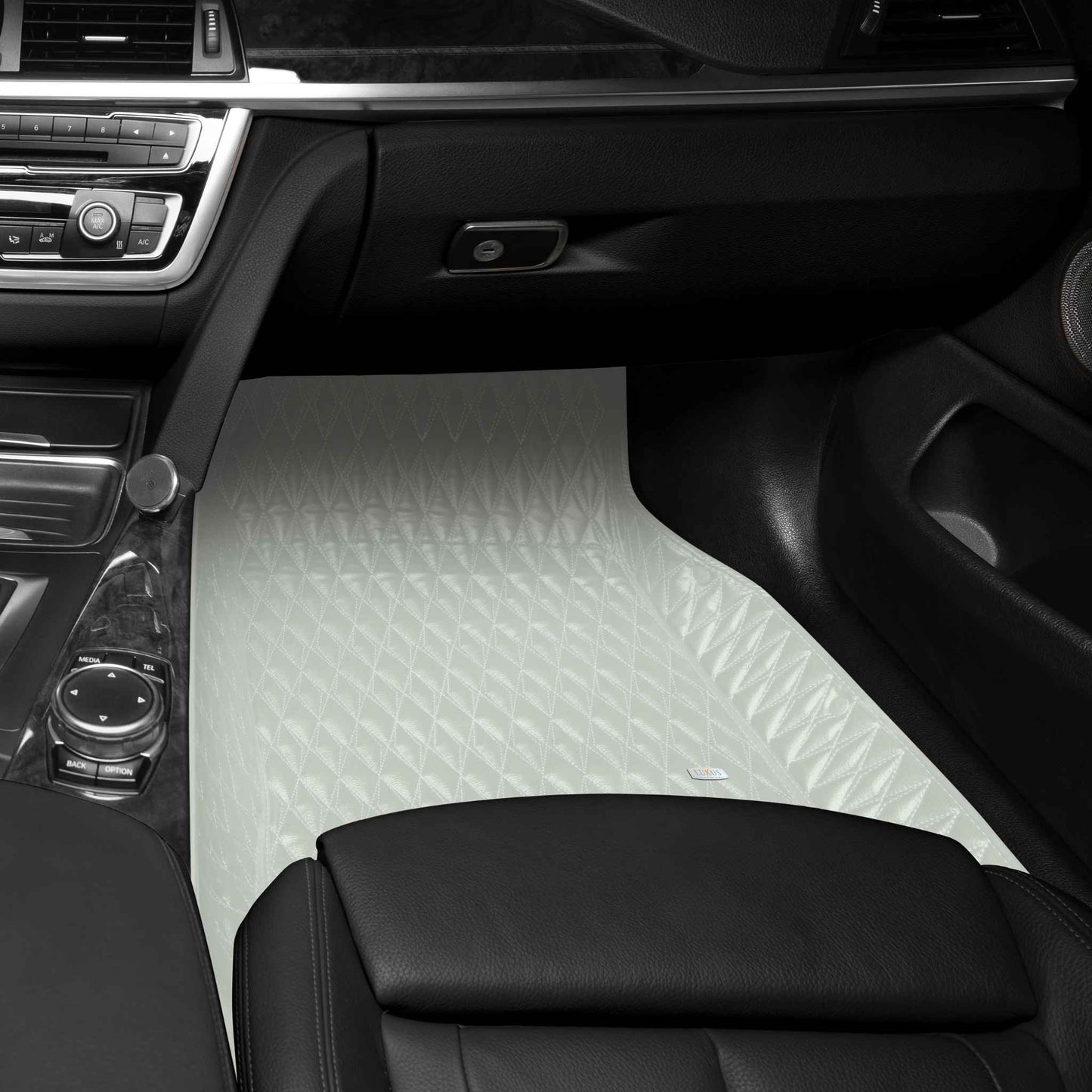 Tapis de Sol 3D sur Mesure Premium Luxus – Motif Double Losange Blanc Neige
