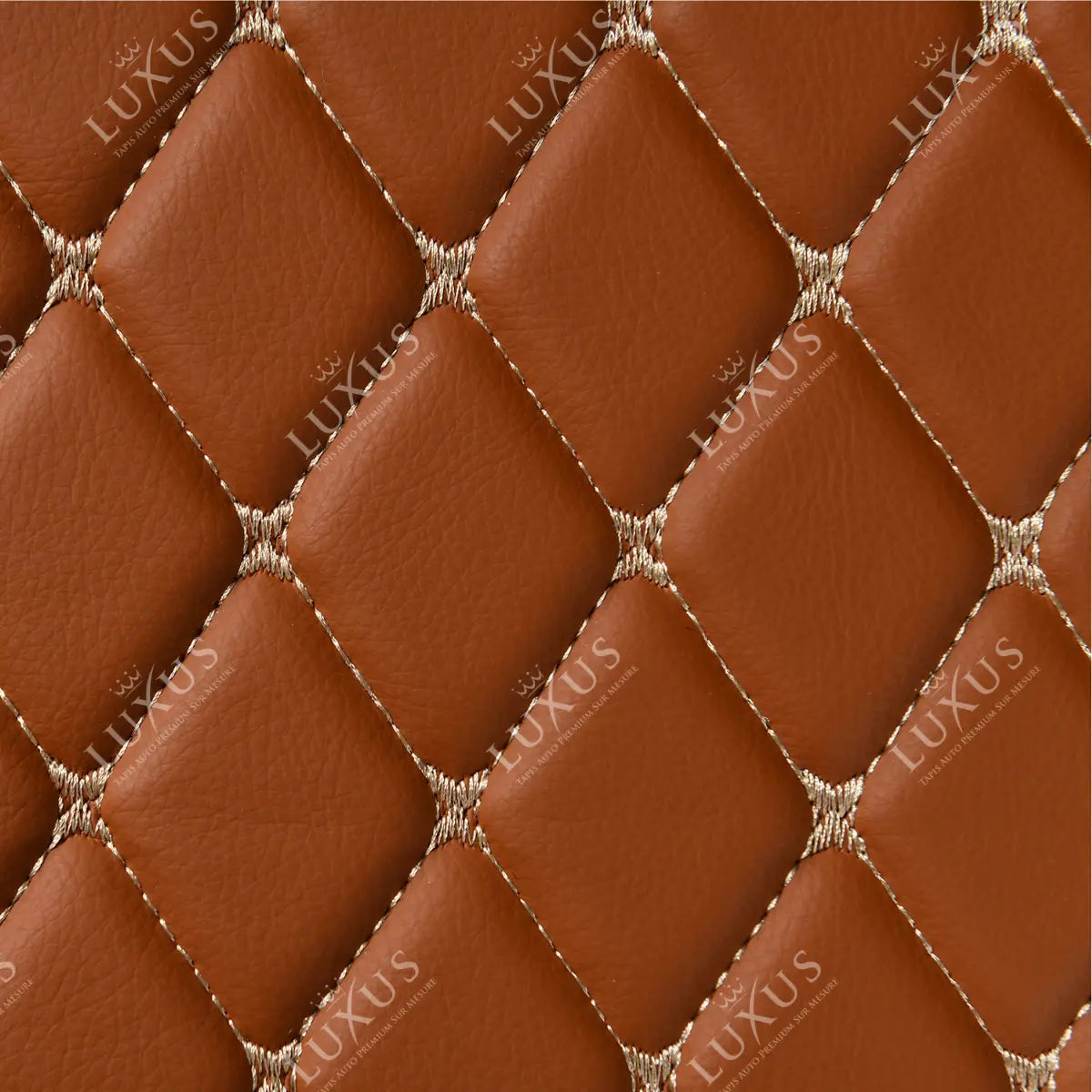 Tapis de Coffre 3D Intégral sur Mesure Premium Luxus – Motif Losange Marron Caramel