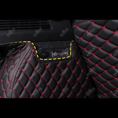 Tapis de Coffre 3D Intégral sur Mesure Premium Luxus – Motif Losange Noir avec Surpiqûres Rouges