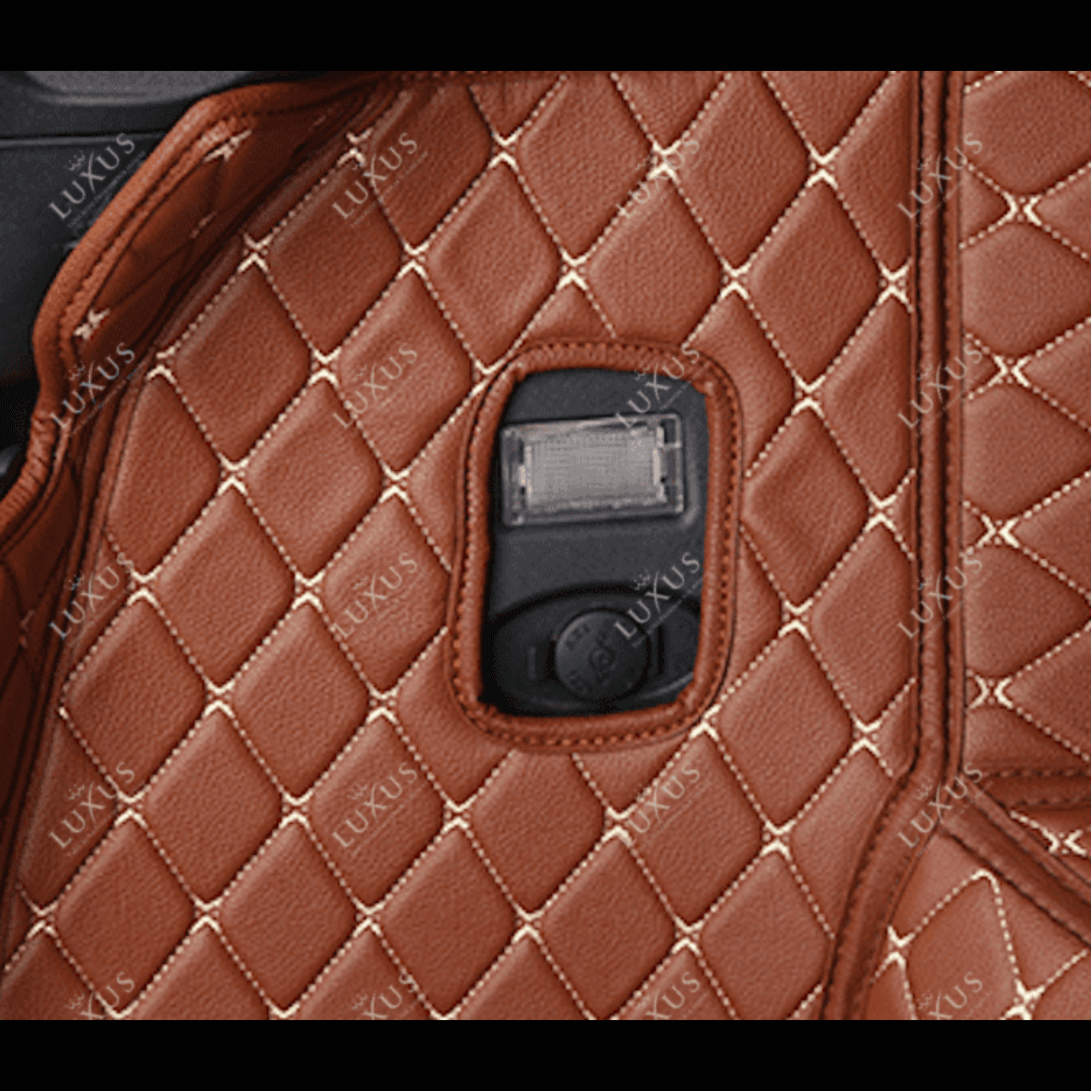 Tapis de Coffre 3D Intégral sur Mesure Premium Luxus – Motif Losange Marron Caramel