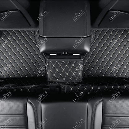 Tapis de Sol 3D sur Mesure Premium Luxus – Motif Losange Noir avec Surpiqûres Beiges