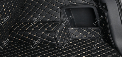 Tapis de coffre 3D intégral sur mesure premium Luxus – motif losange noir avec surpiqûres beiges